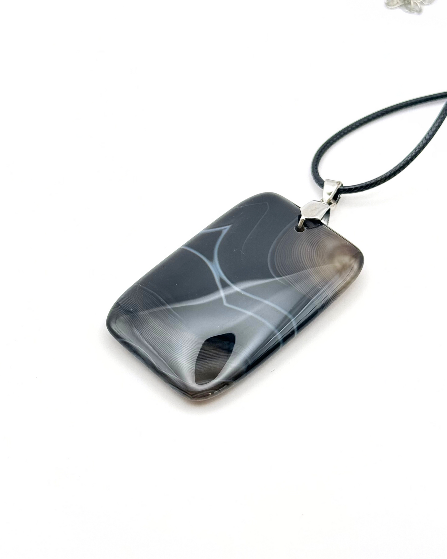 Natural Black Lace Agate Thread Necklace