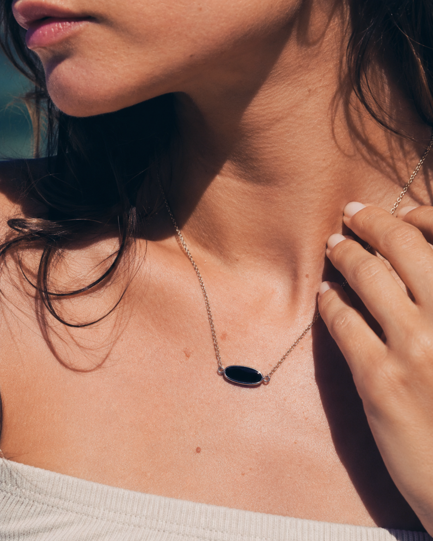 Ellipe - Oval Natural Gemstone Necklace